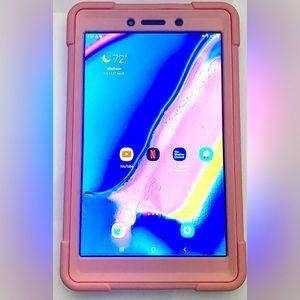 Samsung Galaxy Tab A 8.0” 32GB with Protective Case Good Condtion No Scratches